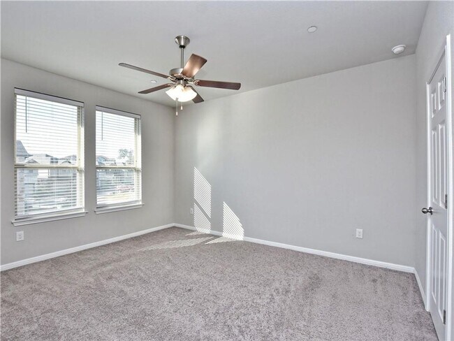 Building Photo - Alluring  Single Family Home | 3 BR/2.5BA | Peaceful Backyard| Coming Soon!