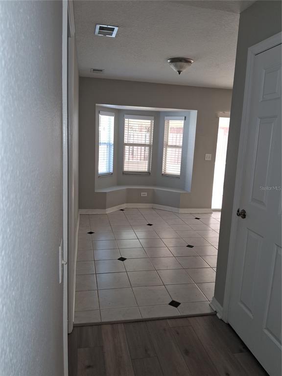 Building Photo - 15003 Deer Meadow Dr