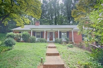 Building Photo - 1626 Brandywine Dr