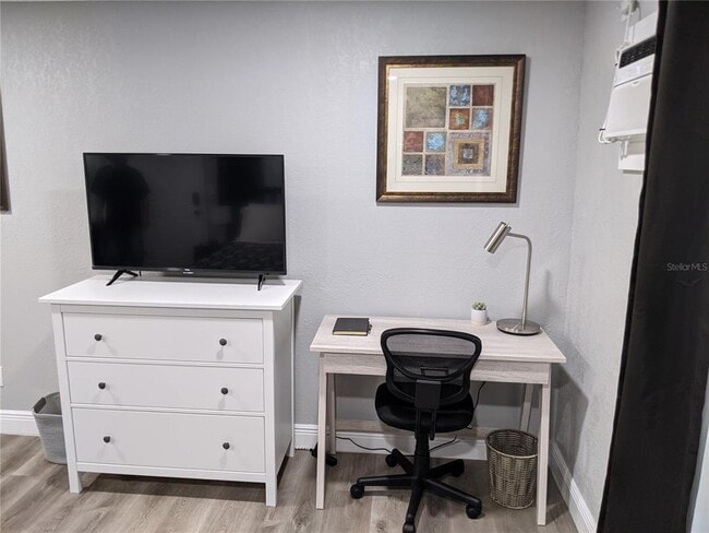 Building Photo - 4538 W Minnehaha St