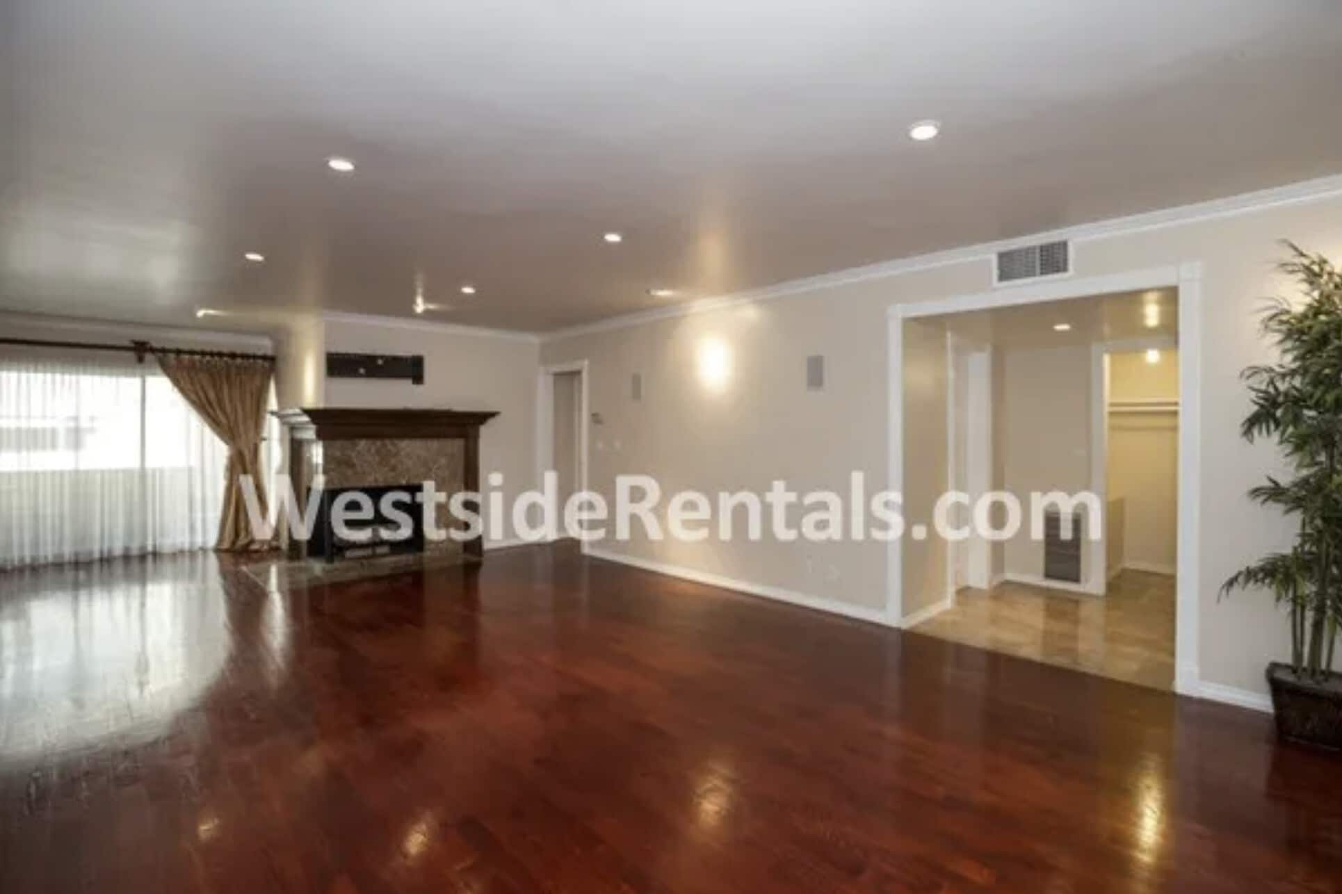 Living Room - 11970 Montana Ave