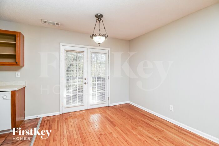 Building Photo - 4634 Idlewood Park