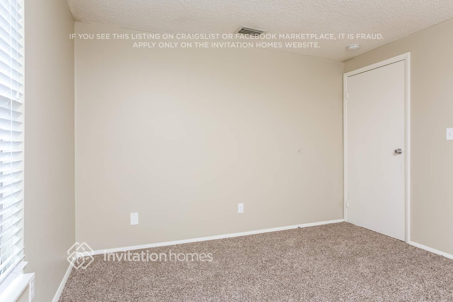 Building Photo - 1040 Grandview Cir