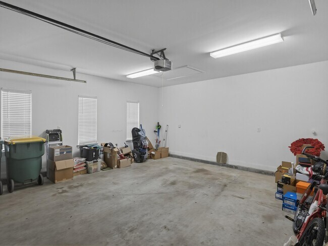 Building Photo - 1610 Ibiza Cove