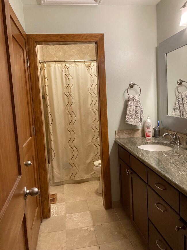 Building Photo - 13064 Garfield Dr