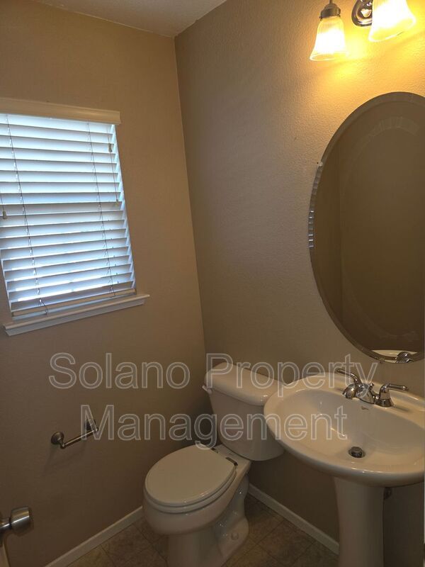 Building Photo - 3124 Puffin Cir