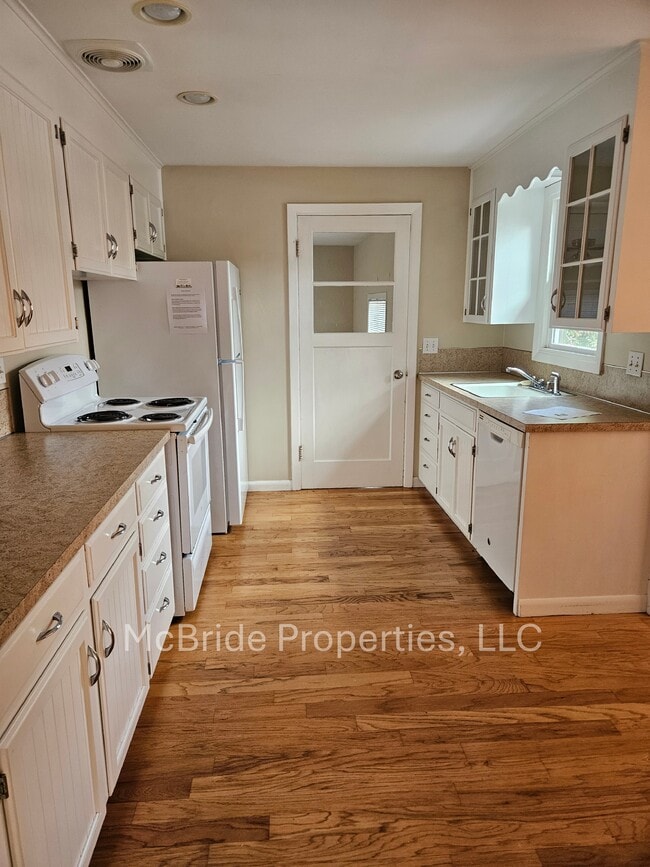 Building Photo - 260 N Knights Bridge Rd