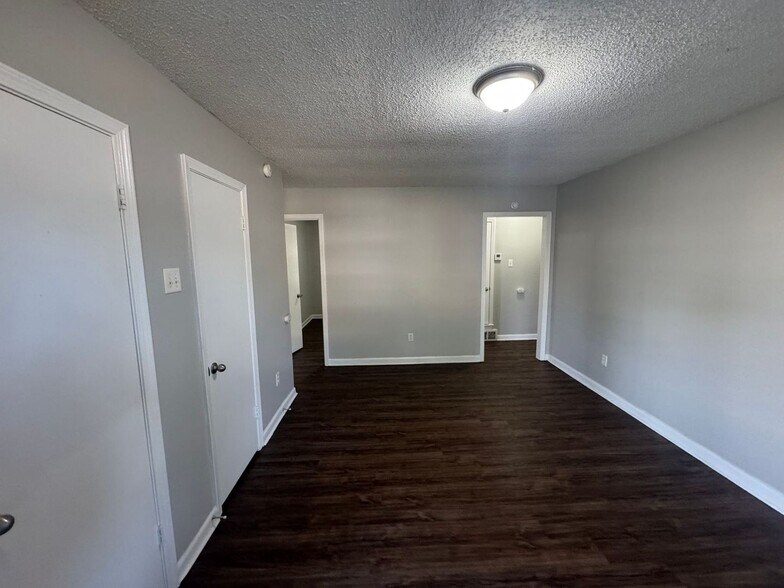 Building Photo - 3445 Beech Grove Rd