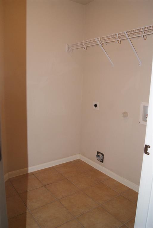 Building Photo - 4507 Western Lake Dr