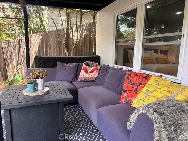 Building Photo - 736 Griffith Pl