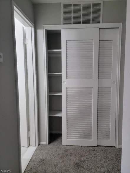 Building Photo - 15 Broad St