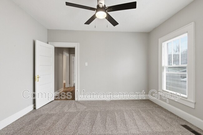 Building Photo - 1602 Branson Ave