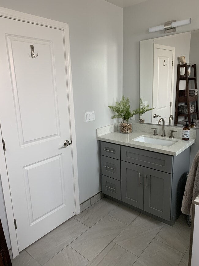 Building Photo - 1417 Sunnyslope Ave