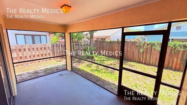 Building Photo - 10609 Wyndcliff Dr