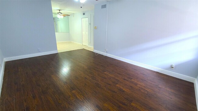 Building Photo - 3262 NW 104th Ave