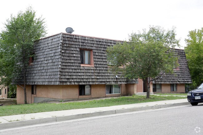 Building Photo - Panorama Estates