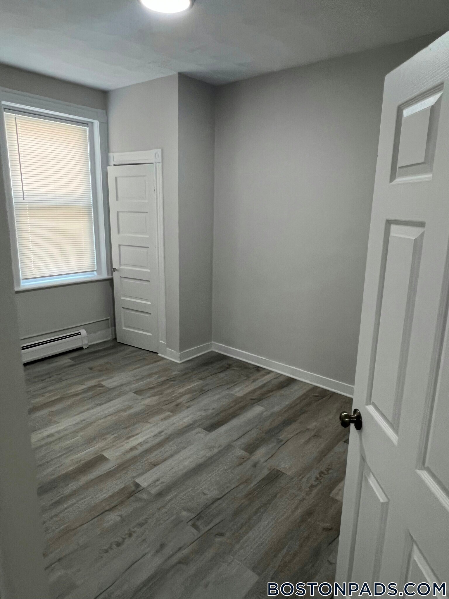 Building Photo - 165 Gove St