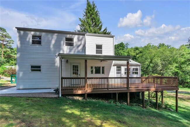 Building Photo - 116 Purvis Ln