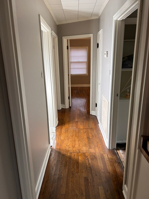 Building Photo - 524 W Strawn Ave