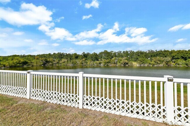 Building Photo - 7514 Forest Mere Dr