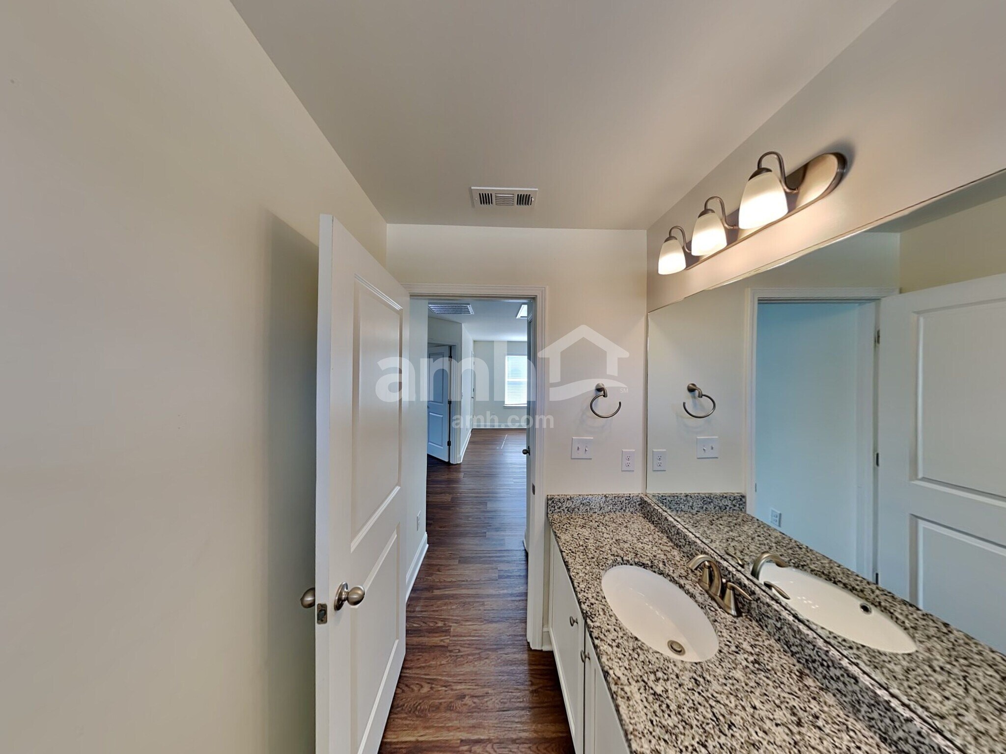 Building Photo - 414 Otter Trl