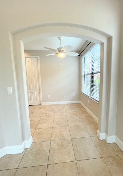 Eat In Kitchen Area - 1315 Corso Palermo Ct