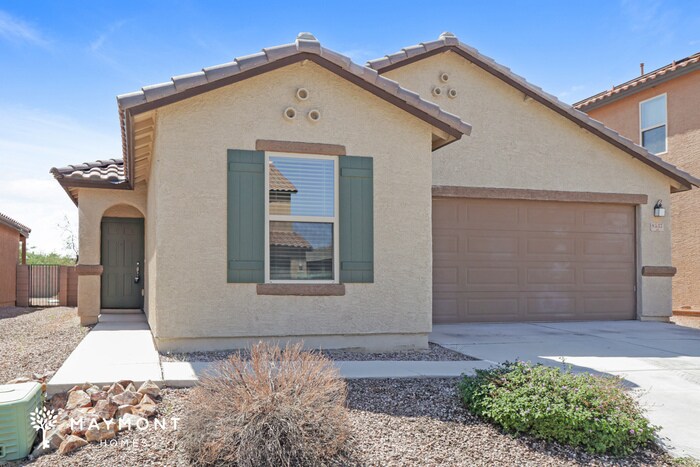 Primary Photo - 8537 W Amazilia Pl