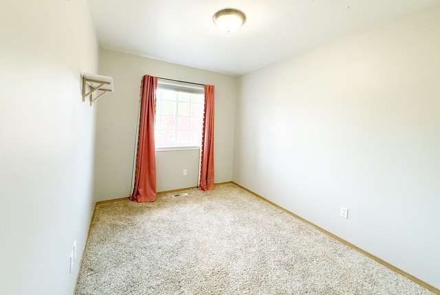 Building Photo - 1059 NW Gladiola Ct