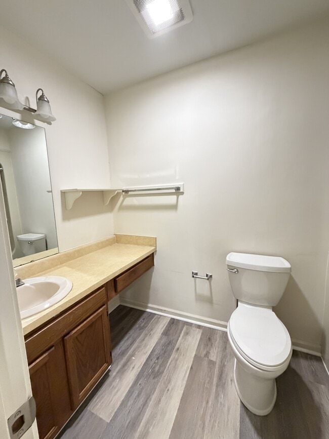 Building Photo - 3263 Carlyle Dr NW
