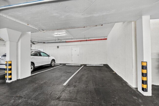 Building Photo - 3610 S Ocean Blvd