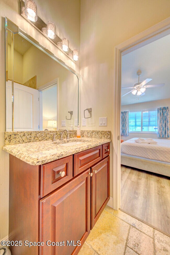 Building Photo - 104 Parrotfish Ln