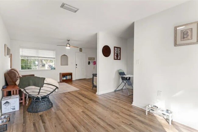 Building Photo - 540 Chateau Cir