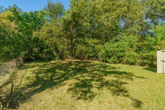 Building Photo - 1205 Penton St