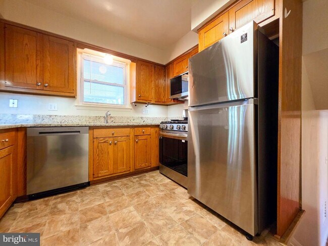 Building Photo - 7511 Elgar St