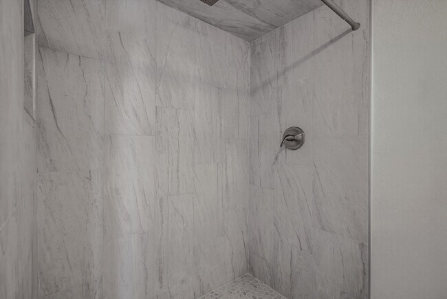 Building Photo - 2128 59th St