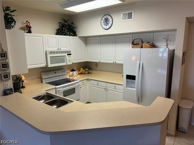 Building Photo - 15625 Ocean Walk Circle