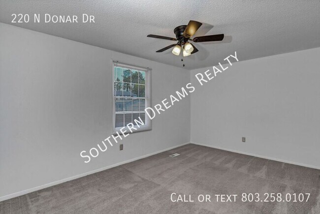 Building Photo - 220 N Donar Dr