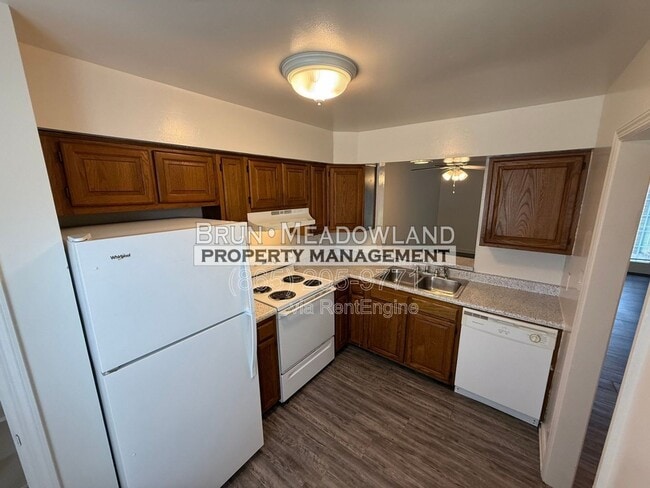 Building Photo - 9116 Parktop Ln NW