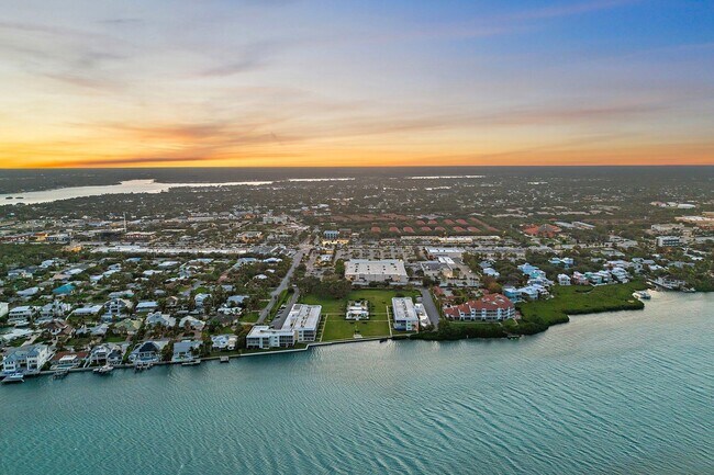 Building Photo - 100 Waterway Rd