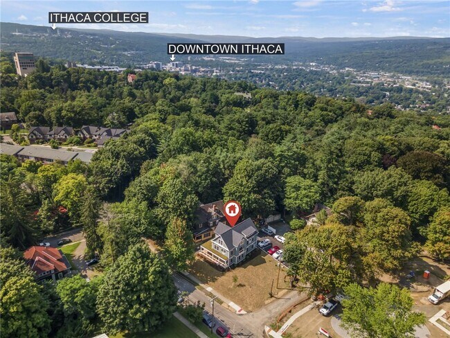 Building Photo - 200 Highland Ave