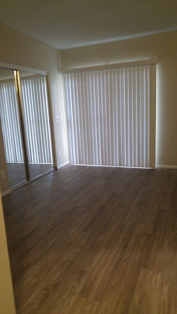 Building Photo - 2808 E Le Marche Ave