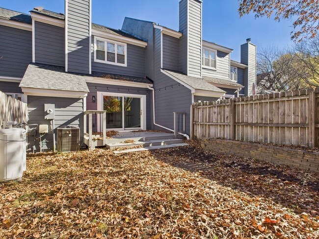 Building Photo - 10014 Joppa Pl