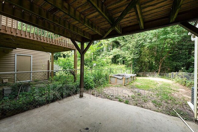 Building Photo - 3536 Kennesaw Station Dr