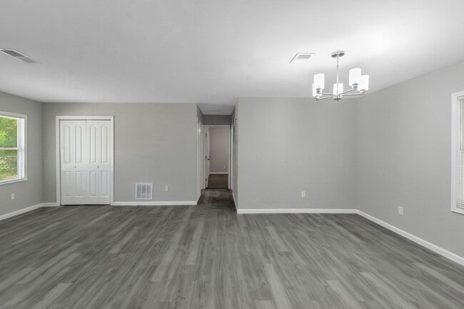 Building Photo - This fully remodeled 3-bedroom, 1-bath home in Covington (Pictures Coming Soon)