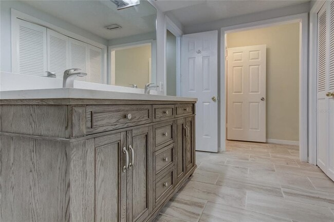 Building Photo - 10406 Reclinata Ln