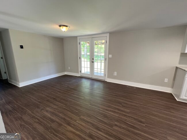 Building Photo - 2310 Hwy 42 S