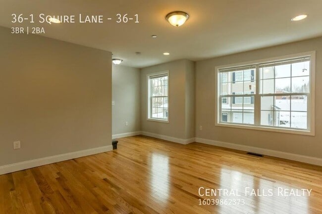 Building Photo - 36-1 Squire Lane-36-1