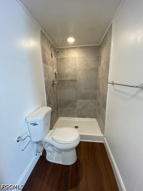 Building Photo - 717 Burdick Ave