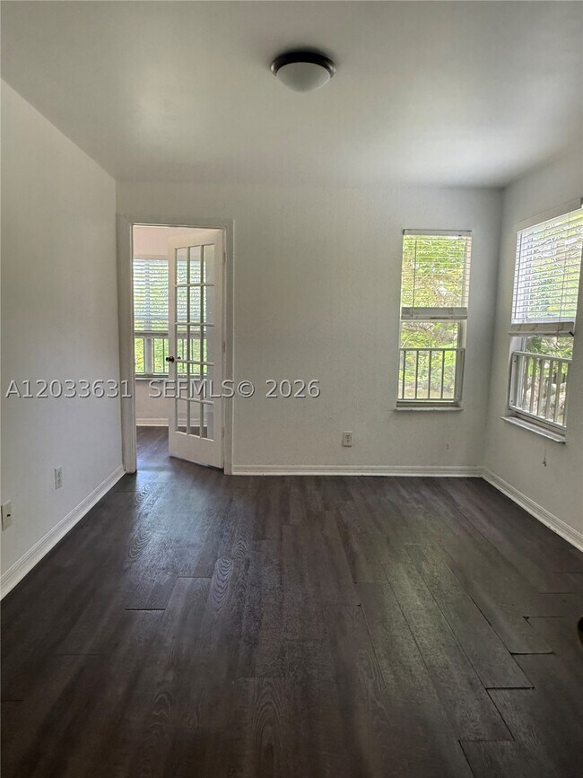 Building Photo - 13060 Vista Isles Dr
