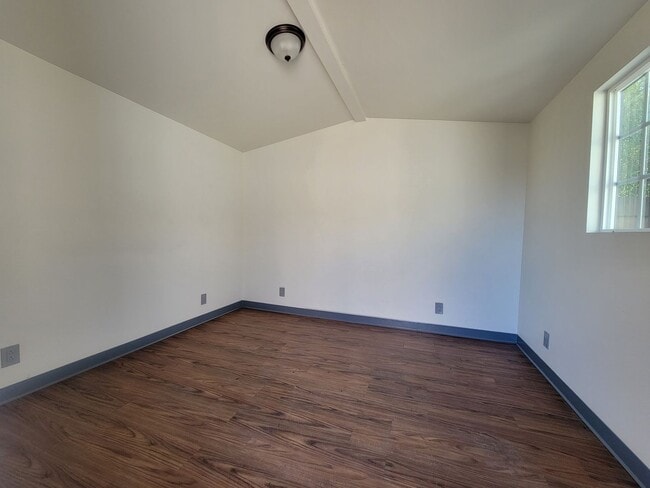 Building Photo - 3240-3242 Cerritos Ave